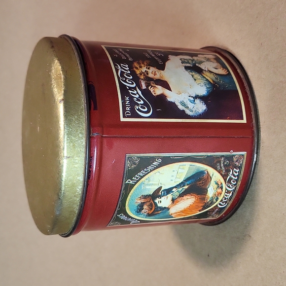 Vintage 1984 Collectible • Drink Coca-Cola Delicious and Refreshing Metal Tin - Picture 2 of 4